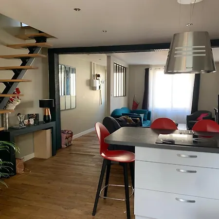Holiday home Maison De Charme Centre-ville Et Gare Privatisable ! Le Mans